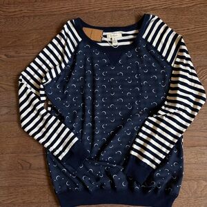 G.H. Bass & Co. Navy and White Crescent Print Crewneck Sweater